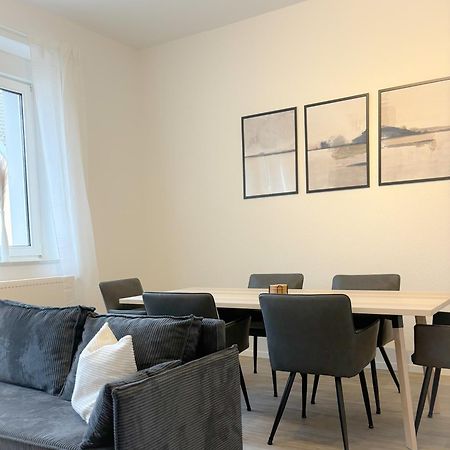Helles City Apartment Fuer Familien & Gruppen Neu-Ulm Exterior photo