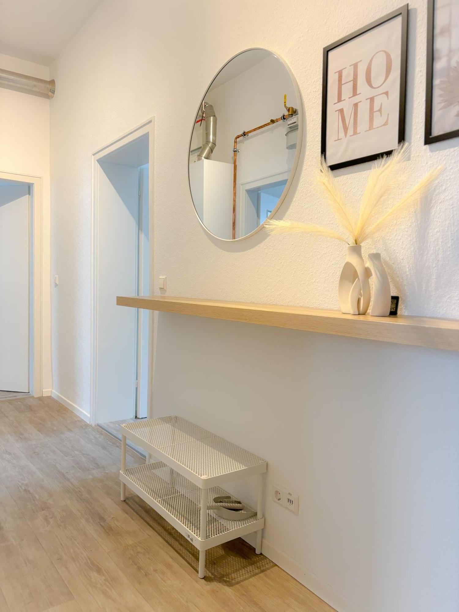 Helles City Apartment Fuer Familien & Gruppen Neu-Ulm Exterior photo